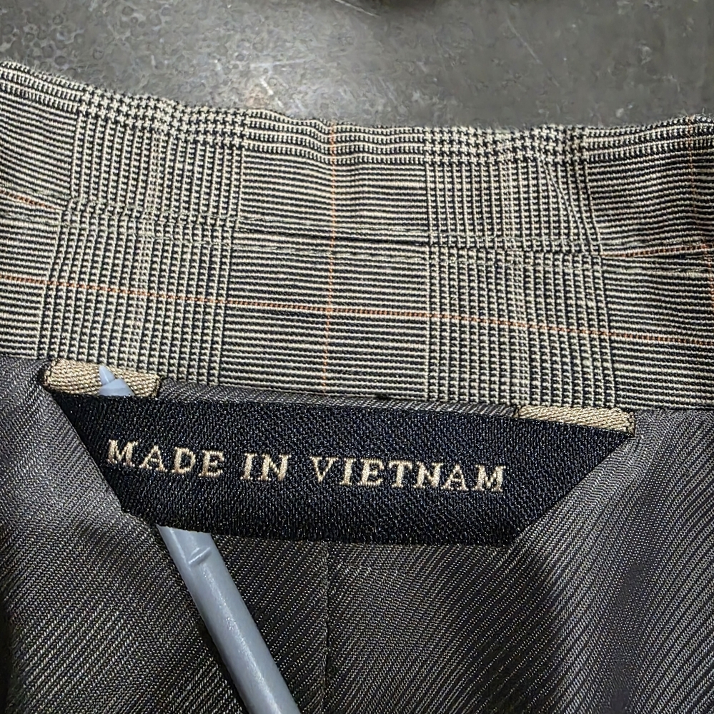MENS Banana Republic Gray Classic Tailored Cut & Notched Lapels Cotton & Linen - Picture 5 of 17